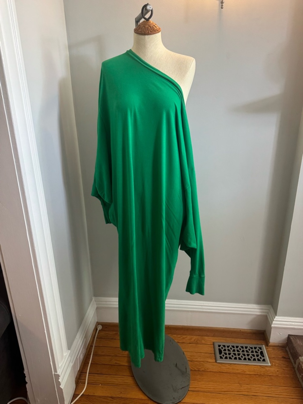 Green One-Shoulder Maxi Dress